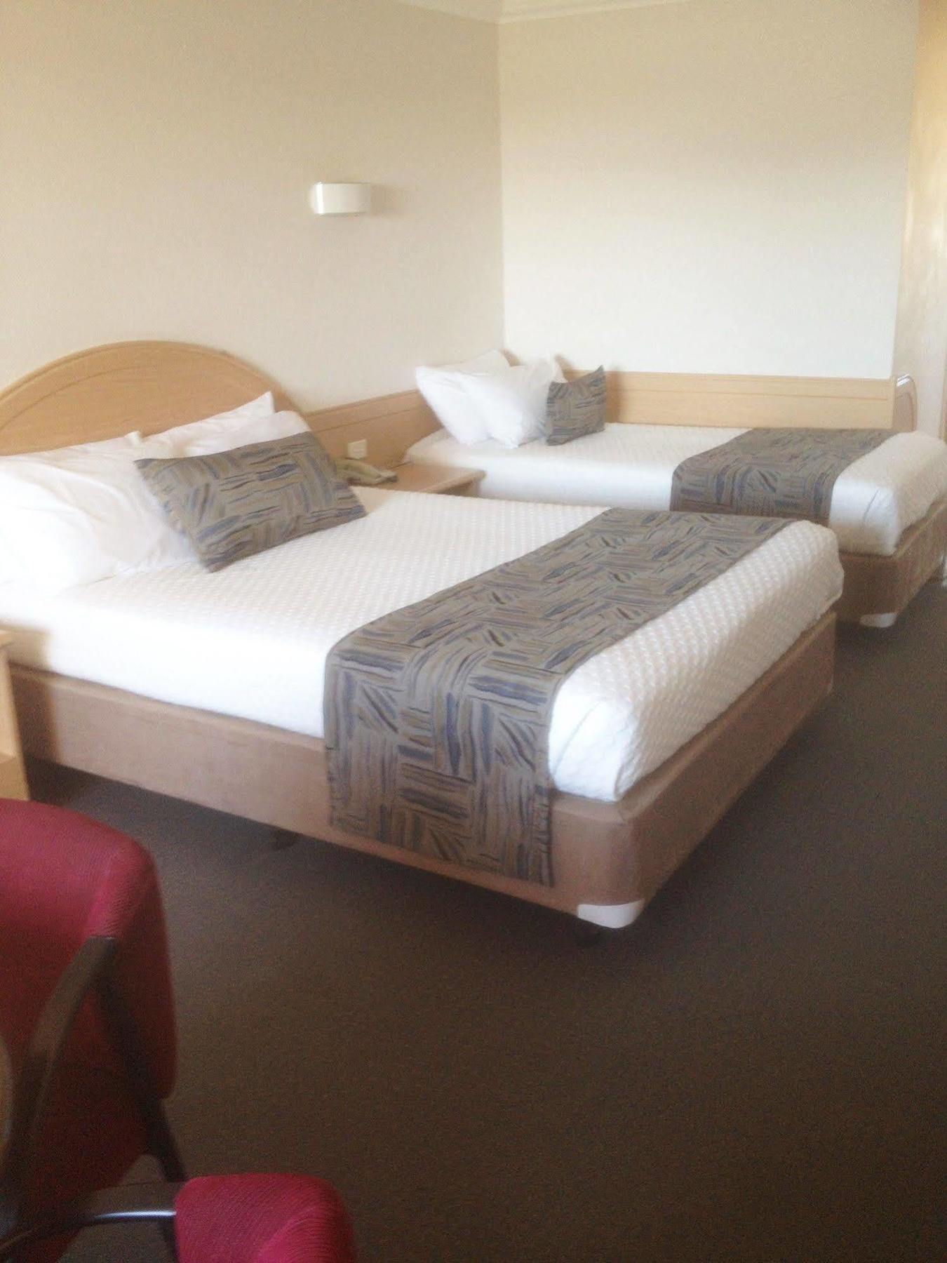 Great Eastern Motor Lodge Пърт Екстериор снимка